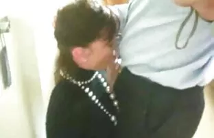 Watch Video Ein doppeltes Anal Interracial Xmas Drei-Wege für vollbusige Tgirl Janny Costa auf der Pornoseite, Heimat von kostenlosen Транссексуал Porno-Videos und reife frauen pornofilme Sex-Filmen online.
