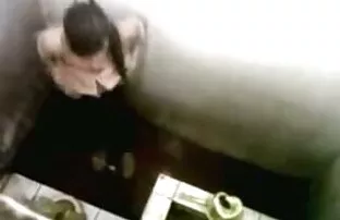 Video ansehen Teengirl wird auf reife frauen pornofilme der kostenlosen Pornoseite, der Heimat von kostenlosen Подростки Porno-Videos und Мастурбация Sexfilmen online, eingeölt.
